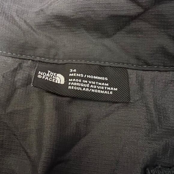 The NORTH FACE Mens 34 Gray Cargo Short - Picture 3 of 10